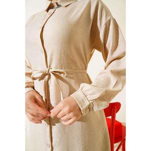 ชุด2ชิ้นผ้าลินินสีเบจสำหรับผู้หญิงเสื้อคลุมยาวมีกระดุม - Product Image 2