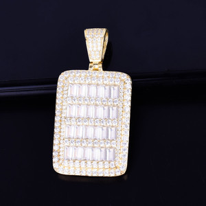 Joyería fina Colgante de hip hop de moda Dogtag Totalmente tachonado en plata de ley 925 y diamantes de moissanita - Product Image 1