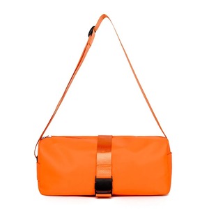 แฟชั่นใหม่กระเป๋าออกกำลังกายสำหรับผู้หญิง, กระเป๋าใส่ของความจุสูงสีทึบกลางแจ้งกีฬาสันทนาการกระเป๋าสะพายไหล่กระเป๋าขนมปัง - Product Image 5