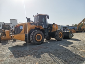 Vente flash : Chargeuse d'occasion <span class=keywords><strong>LiuGong</strong></span> 862H, 6,5 tonnes, avec peu d'heures de travail et de haute qualité - Product Image 3