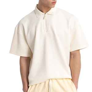 Polo homme uni de haute qualité, design moderne et ample, tissu durable, sélection de couleurs vibrantes, sensation décontractée, tenue professionnelle. - Product Image 4