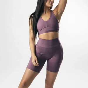 Couleur personnalisée disponible vêtements colorés pour femmes taille haute Compression serré Push Up Yoga pantalon ensemble short sexy sans couture