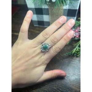 Bague Freda Martinez en malachite, argent sterling plaqué rhodium, coupe géométrique, pierre naturelle, taille 8,5 - Product Image 2