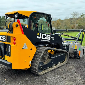 Chargeuse compacte sur chenilles JCB 150T Eco Powerboom homologuée EPA avec broyeur forestier FAE DML SSL 150 VT pour le défrichement et l'élimination des arbustes - Product Image 1
