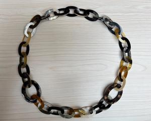 Collier de luxe en corne de buffle fait à la main, bijoux naturels et durables pour femmes, haute qualité - Product Image 3