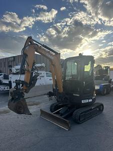 Miniexcavadora CASE CX26C USADA de 2022, Excavadora Hidráulica Compacta con Orugas y Cucharón para Construcción y Trabajos Agrícolas - Product Image 2
