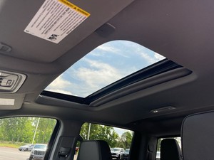 MEJOR OFERTA 2024 GMC SIERRA 1500 DENALI TRANSMISIÓN AUTOMÁTICA V8 CILINDROS - Product Image 5