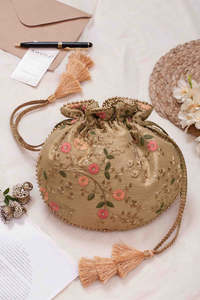Sac Potli de Mariage en Polyester Écologique Brodé pour Femmes Pochette de Fête Nuptiale Tailles Personnalisables Sac à Main Indien - Product Image 3
