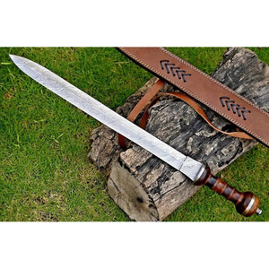 Épée romaine Gladius en acier Damas faite à la main avec manche en bois et fourreau en cuir - Product Image 4