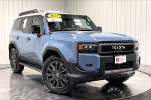 (W&T) PROMOCIÓN Venta de Toyota Land Cruiser 2025, SUV 4x4 de 4 Puertas (Motor Turbo de 2.4L y 4 Cilindros), SUV USADO - Product Image 6