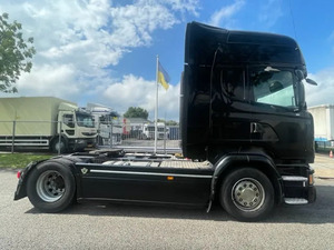Tractor Diésel Usado 6x4 con Retarder Topline R580 de 2014, Norma de Emisiones Euro 3, Volante a la Izquierda, para Transporte Minero - Product Image 2