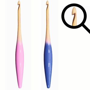 Ensemble de crochets ergonomiques indispensables pour les accessoires de tricot et les créateurs de mode DIY stylés - Product Image 2