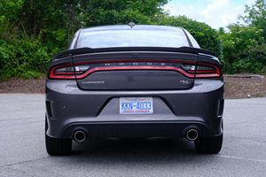 Dodge Charger R/T Plus 2022 usado en excelentes condiciones, motor Hemi V8 de 5.7 litros - Product Image 5