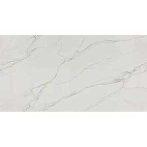 Grande dalle en quartz Calacatta Bologna Unionstone, composition cristalline, imperméable, design moderne, pour application murale - Product Image 1