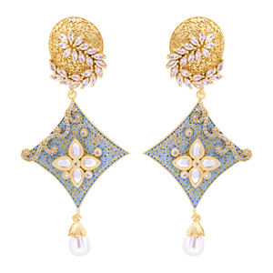 Pendientes colgantes chapados en oro AD elegantes y modernos, joyería de moda de latón de lujo, Exportación personalizada para ocasiones de boda de moda - Product Image 2
