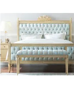 سرير ملكي فاخر وعصري وعالي الجودة بسعر الجملة أثاث غرفة معيشة أمريكي سرير خشبي قياس كبير منحوت