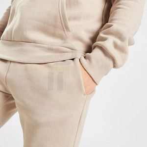 Chándal de invierno de 2 piezas de alta calidad para hombre, conjunto de joggers con capucha, ropa de calle informal de algodón 100% transpirable con logotipo personalizado - Product Image 5