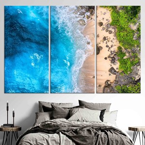 Toile imprimée : Tranquillité côtière, vagues océaniques, sérénité de la plage, LOT DE 3 TOILES - Product Image 1