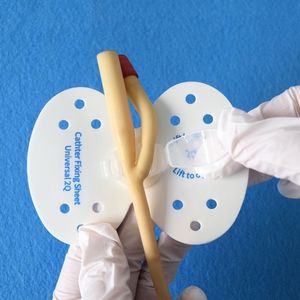 ที่ใส่ท่อปัสสาวะแบบใช้แล้วทิ้งอุปกรณ์ป้องกันสายสวนโฟมแบบใช้แล้วทิ้ง - Product Image 1