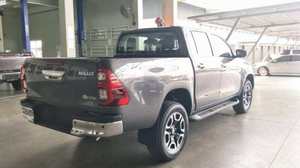 Toyota Hilux REVO Usada en Buen Estado, Camioneta Doble Cabina, 2.8l Turbo Diésel - Product Image 3