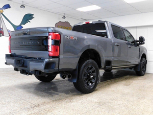 PRIMERA PROPIEDEDE ADQUIRIDA: FORD F-250 SD PLATINUM CREW CAB 4WD 2025 - Product Image 2