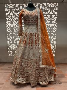 Robe en filet élégante avec broderie complexe pour femmes, parfaite pour les réceptions de mariage et les soirées - Product Image 4