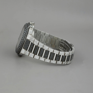 Reloj de Cuarzo Analógico de Lujo con Diamantes de Moissanita Negros y Blancos, Correa de Acero Inoxidable Personalizada, Movimiento MIYOTA - Product Image 3