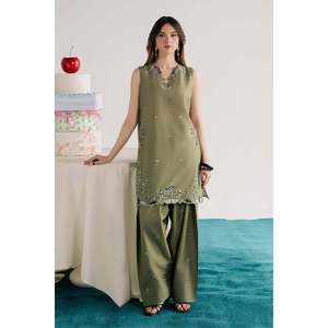 ชุดเสื้อและกางเกงปักลาย BATIK-2PC รุ่น BIC-270 พร้อมการตกแต่งลายปักอันประณีต - Product Image 1