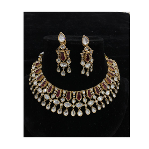 Ensemble collier et boucles d'oreilles en mosaïque Kundan intemporel bijoux de luxe pour les mariages réceptions fêtes glamour pour les occasions de fiançailles - Product Image 3
