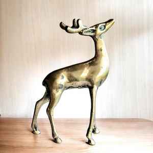 Nuevo diseño hecho en La India escultura de mesa de Reno de latón dorado al por mayor exportador indio de interior con calidad de exportación - Product Image 5