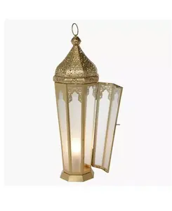 定制形状和尺寸的室内和室外蜡烛灯，配有手工装饰黄铜材料灯笼