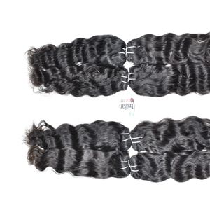 ผมแท้ 100% ราคาโรงงานขายส่ง คุณภาพธรรมชาติ สีดำเป็นลอน  ผู้ผลิตจัดจำหน่าย  จัดเรียงเกล็ดผม  แบบอินเดียนดีฟเวฟ - Product Image 4