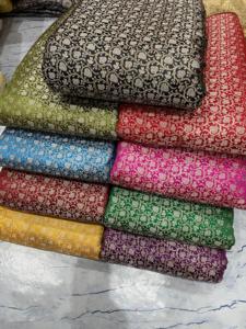 Tela brocada Jacquard con textura rica para bodas y Diseño de Interiores Suministro textil a granel para diseñadores y exportadores - Product Image 2