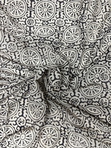 Indonesia Style Beach <b>Sarongs</b> Customized Printed Low Moq <b>Sarong</b> <b>Wrap</b> for Women Pareo <b>Sarong</b> - Product Image 2