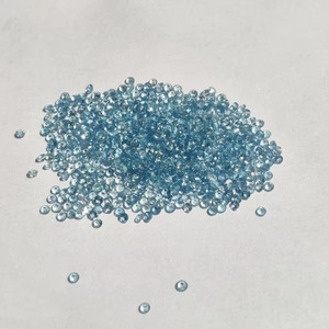 Perles d'aigue-marine rondes naturelles de 2mm avec inclusions visibles pour les projets de bijoux - Product Image 2