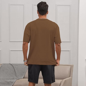 Venta al por mayor de los hombres Heavyweight 100% algodón camiseta personalizable y duradero de bajo costo para todas las estaciones Ajuste de gran tamaño - Product Image 3