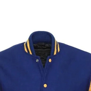 Veste de baseball en cuir et laine de haute qualité, sur mesure, avec des patchs personnalisés, aspect premium, broderie d'hiver - Product Image 3