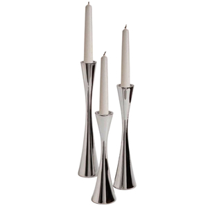 Support de bougeoir d'avion de conception simple en métal argenté de qualité supérieure pour bureau pour décorations de Noël et de Pâques - Product Image 1