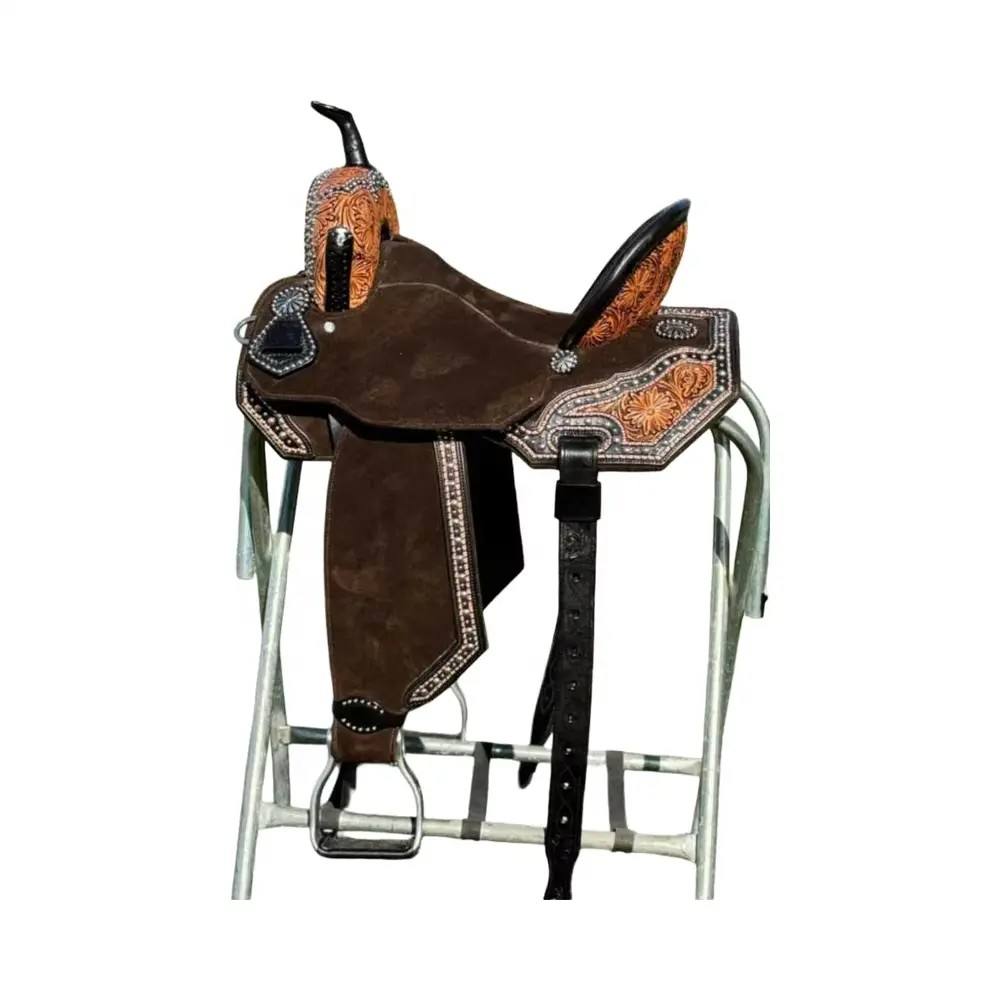 สีน้ำตาล