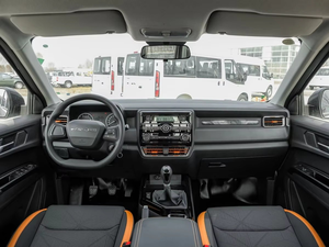 Camioneta JMC Baodian Diésel Resistente 4x2 4x4 LHD para Carga y Pasajeros, Autonomía de 501-600 km, 100-150 kW, 500 Nm de Torque, Batería de 90-110 kWh - Product Image 4