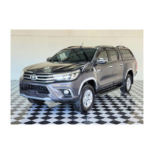 2020-2022 pour Toyota Hilux Diesel Pickup 4x4 voitures d'occasion avec transmission AWD et sièges en cuir couleur intérieure foncée - Product Image 3