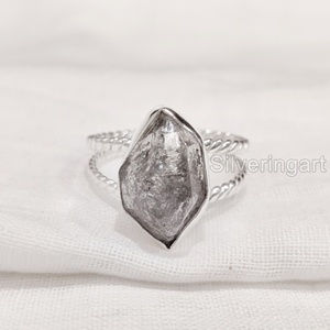 Bague pour femme en argent sterling 925 avec diamant Herkimer brut naturel, double bande torsadée, bijoux de Noël - Product Image 3