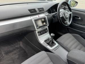 Volkswagen CC 1.8 d'occasion 2009, conduite à gauche/droite - Product Image 4