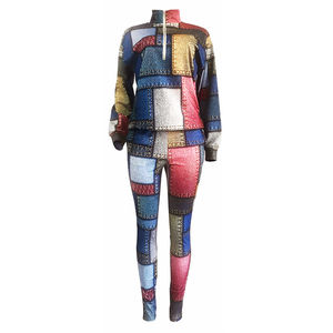 Trajes Deportivos Sublimados para Mujer, Cómodos, con Cierre, en Grandes Cantidades, Ropa Deportiva Ligera para Correr, Hechos en Pakistán - Product Image 4