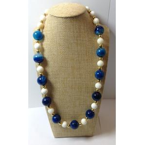 Collar de resina de diseño único, joyería de regalo hecha a mano gruesa para mujer - Product Image 3