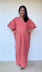 Robe longue en coton double gaze, coupe ample, robe d'été respirante, robe bohème, robe de détente à fente latérale - Product Image 2