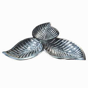 Plateau de service en métal en forme de feuille en aluminium de haute qualité avec finition polie parfait pour les ustensiles de cuisine et la vaisselle - Product Image 2