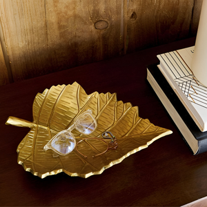 Nouveaux produits à forte valeur ajoutée Ensemble de plateaux décoratifs en métal doré personnalisés pour le service de décorations de mariage et de décoration intérieure de luxe - Product Image 4