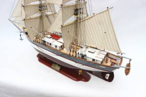 El fabricante de Gia Nhien aprueba el diseño personalizado MOQ bajo TRE KRONOR ESTOCOLMO MODELO BARCO ALTO con ALTA CALIDAD - Product Image 6