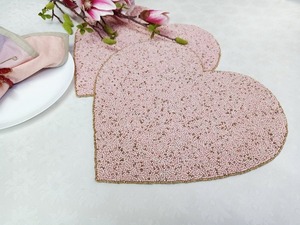 Cargadores de Mesa Redondos Plateados con Cuentas, Manteles Individuales Hechos a Mano de Lujo para Mesas Modernas, Eventos Especiales y Recepciones Elegantes - Product Image 2